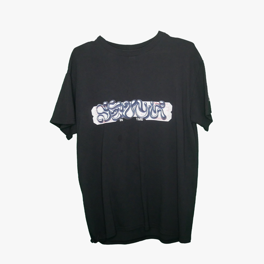 STUCK IN TIME Unisex t-shirt
