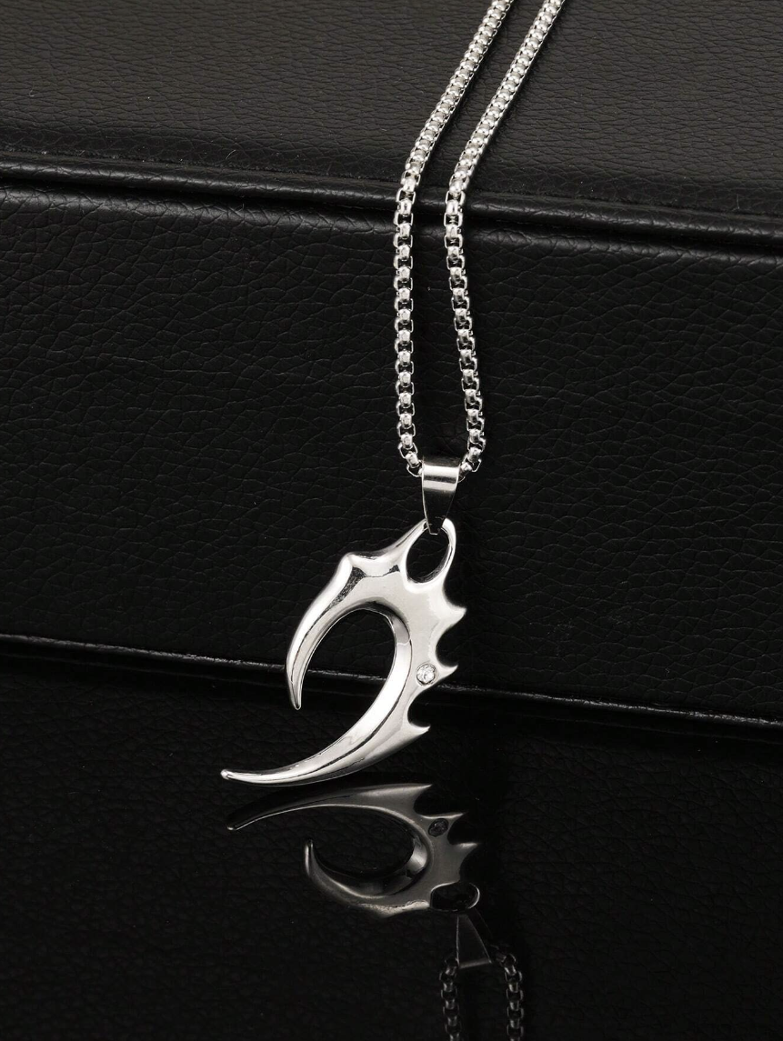 LUNAR CREST PENDANT