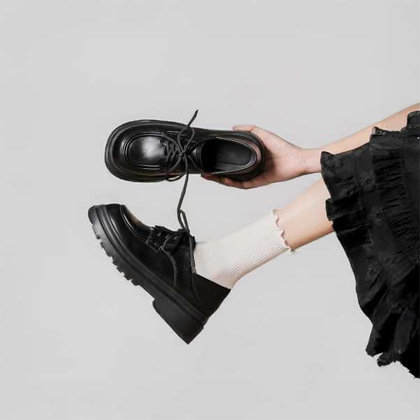 Thick-heeled dress shoes