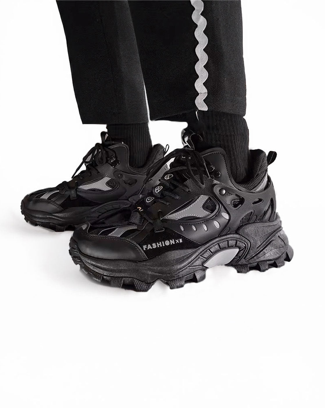 URBAN TREK ELEVATE SNEAKERS