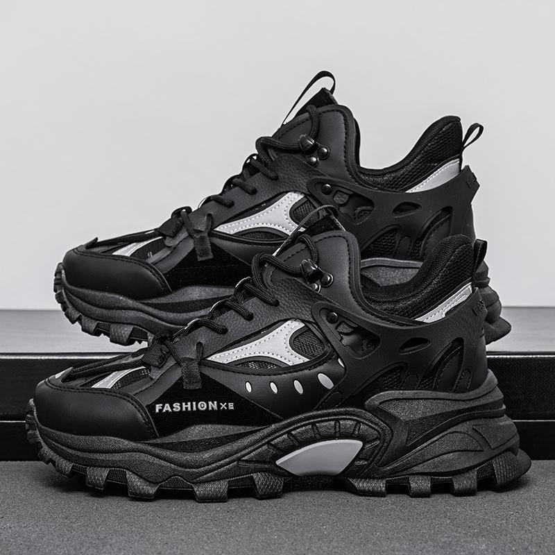 URBAN TREK ELEVATE SNEAKERS