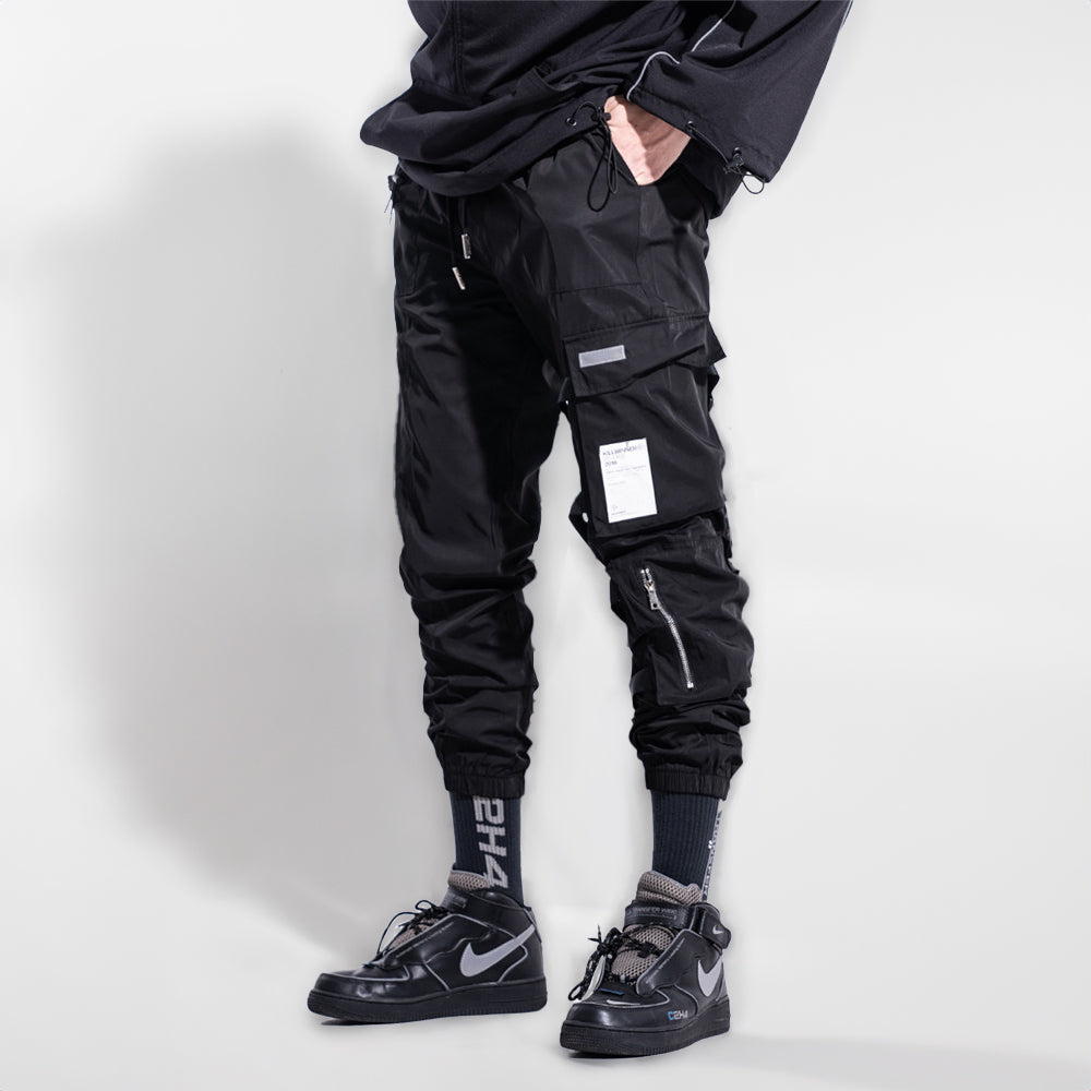 URBAN TECHWEAR FUNCTIONAL CARGO PANTS