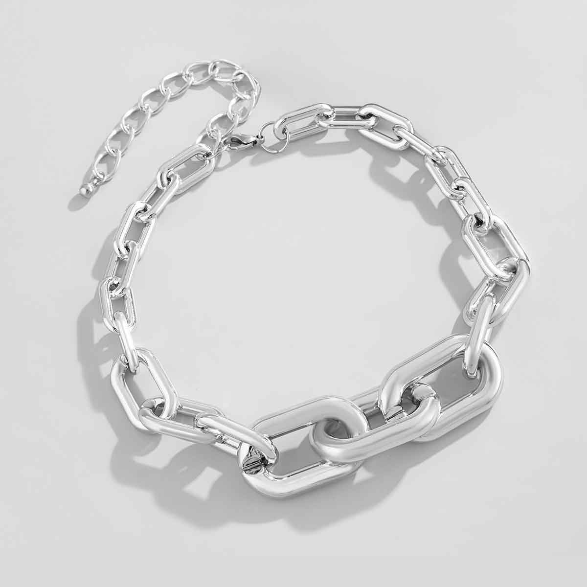 METROPOLITAN GLEAM CROSS BUCKLE CHAIN NECKLACE